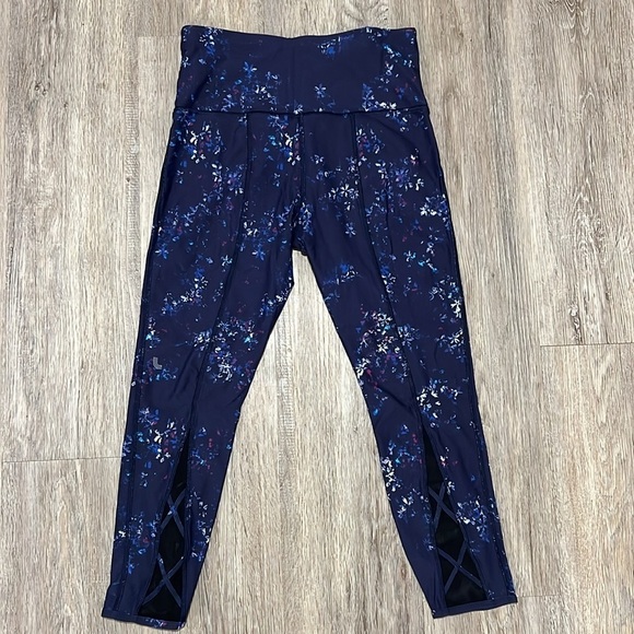 Lole Capri Leggings - Picture 7 of 14